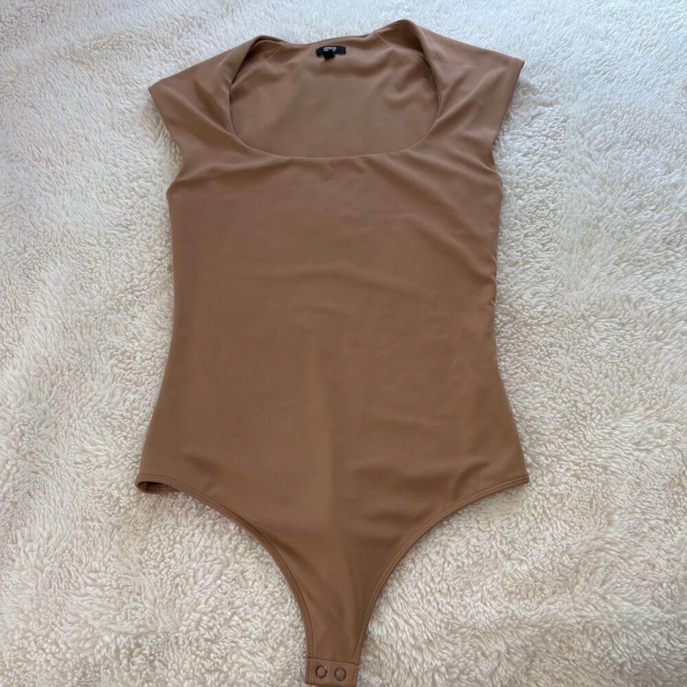 Express Women Body Contour Bodysuit S Tan Business Core Preppy Minimalist Casual